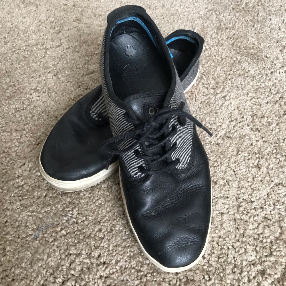 8.5 black vans